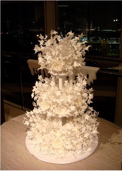 Crazy Wedding Cakes
 f the Wall Wedding Cake Designs