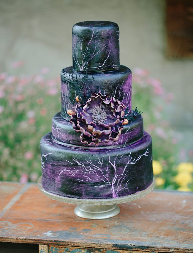 Creepy Wedding Cakes
 Top 12 Beauty Creepy Wedding Cakes – Cheap Easy & Unique