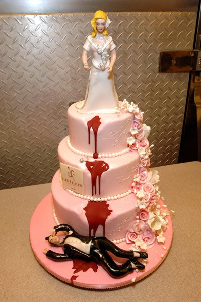 Creepy Wedding Cakes
 horror wedding cake