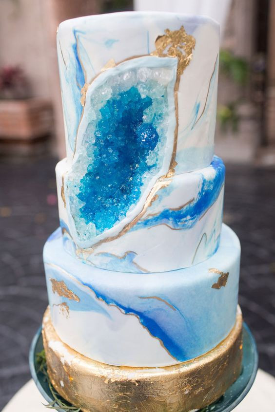 Crystal Wedding Cakes
 40 Trendy And Chic Geode Wedding Ideas Weddingomania