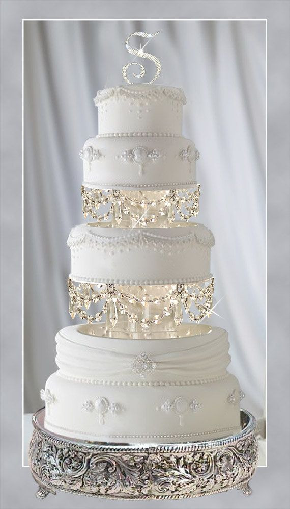 Crystal Wedding Cakes
 Swarovski and Rhinestone Crystal Chandelier Wedding Cake