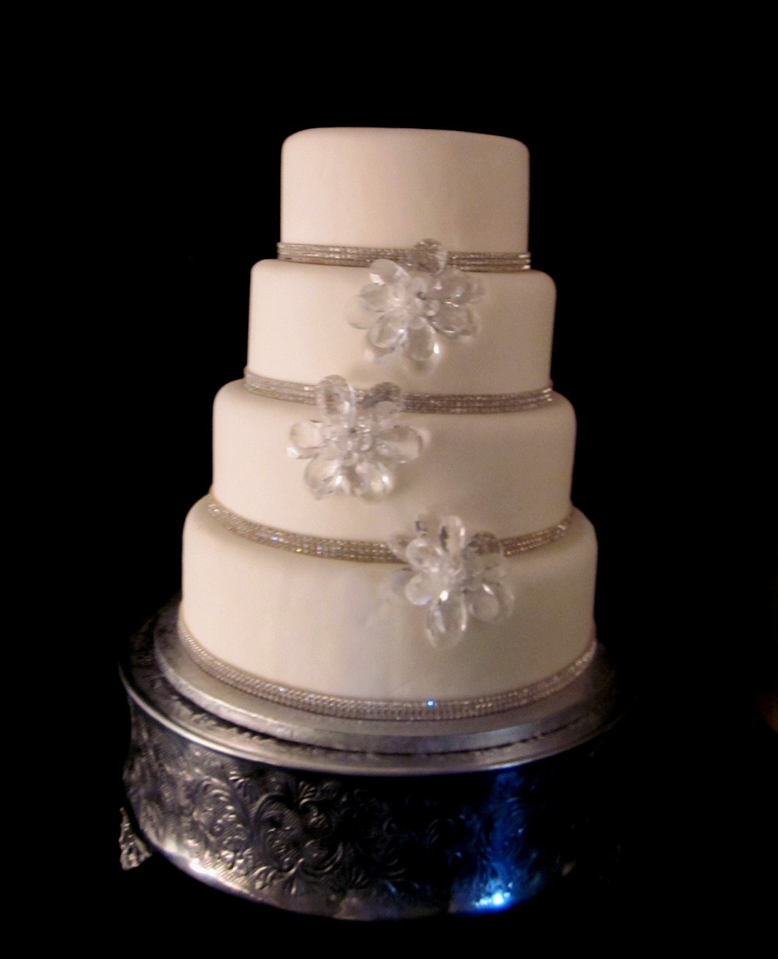 Crystal Wedding Cakes
 The Twisted Sifter