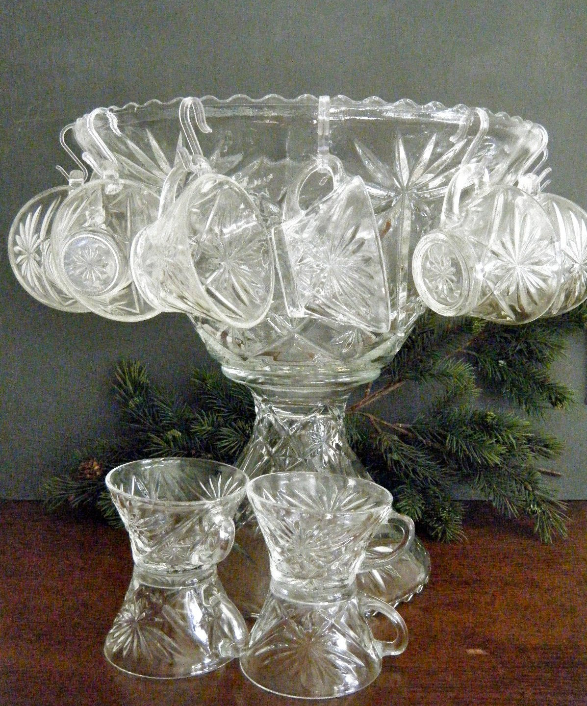 Crystal Wedding Oats
 Early American Prescut Punch Bowl Set Bowl on Pedestal