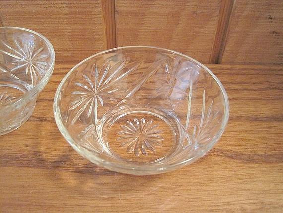 Crystal Wedding Oats
 Five Anchor Hocking Early American Prescut 1960 s by