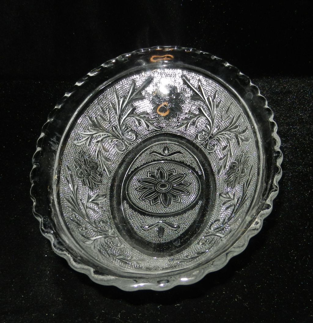 Crystal Wedding Oats
 Vintage Anchor Hocking Sandwich Glass Relish Dish from