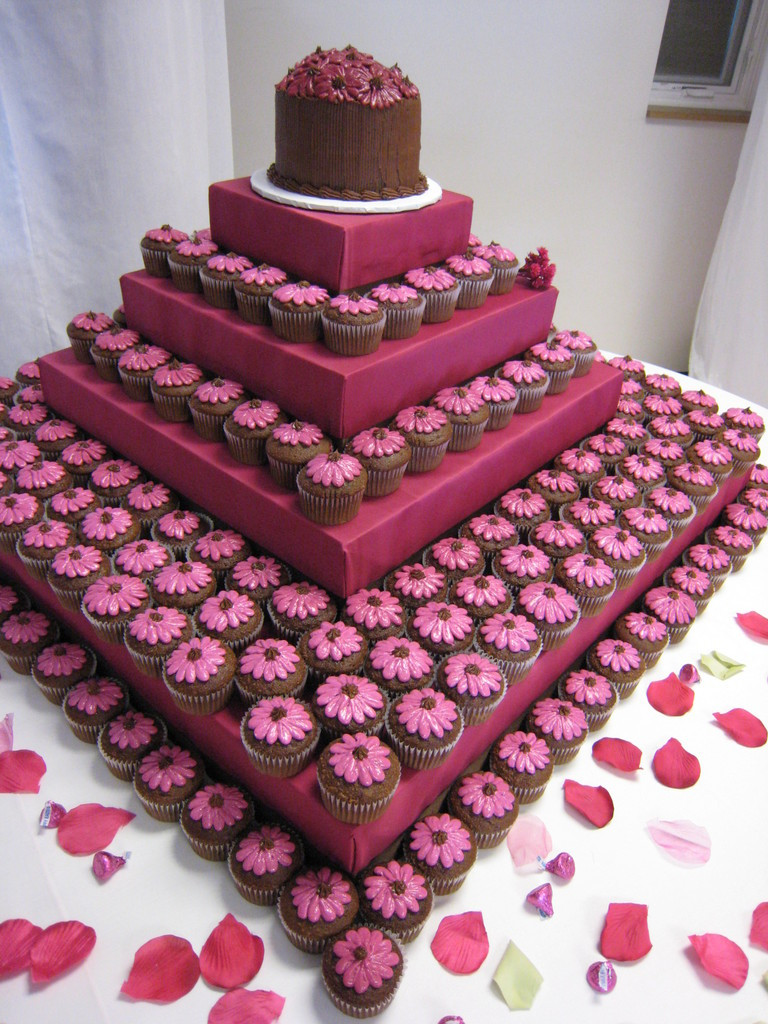 Cup Cake Wedding Cakes
 Wedding Accessories Ideas