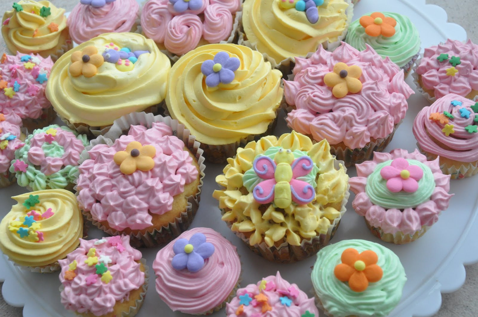 Cupcakes For Easter
 Jyotsna s World Easter Cupcakes