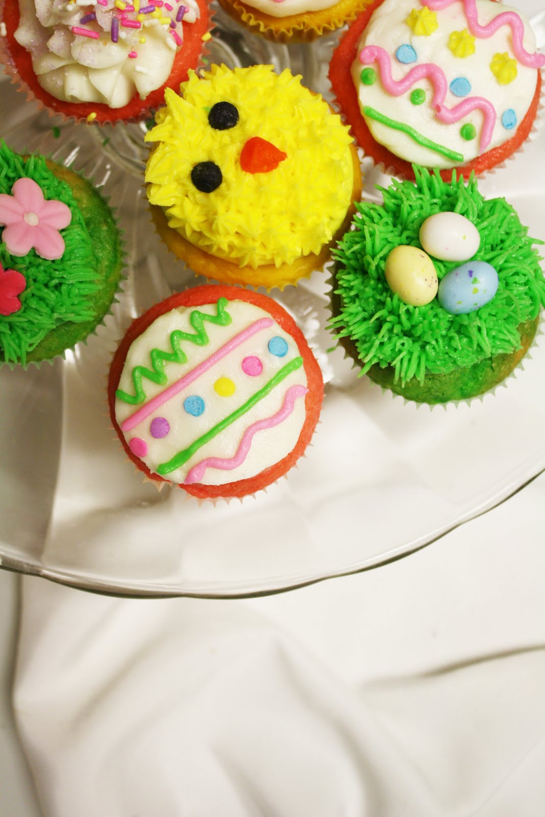 Cupcakes For Easter
 Spring & Easter Cupcakes