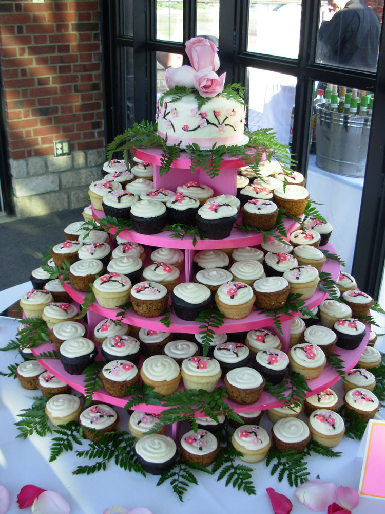 Cupcakes For Wedding
 Wedding cupcakes at the dinner tables