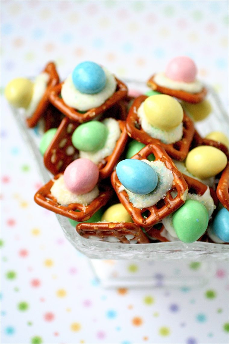 Cute Easter Desserts
 Cadbury Creme Egg Cupcakes Recipes Fun Easter Dessert For