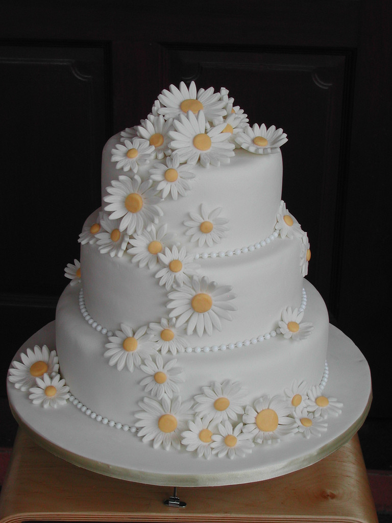 Daisy Wedding Cakes
 Daisy Wedding phooi fong lai