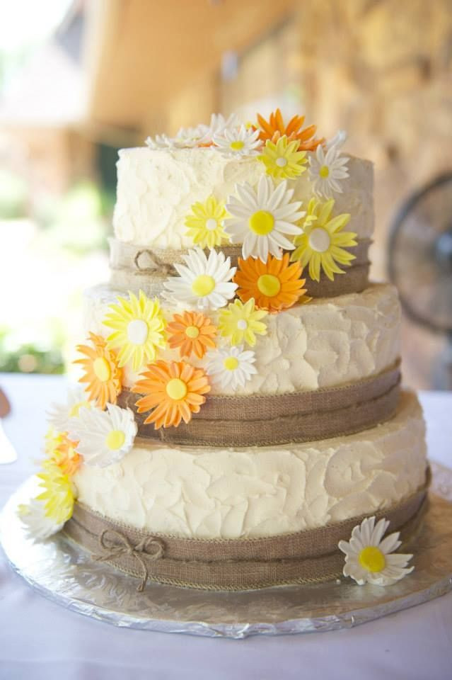 Daisy Wedding Cakes
 1000 images about Rustic cake on Pinterest