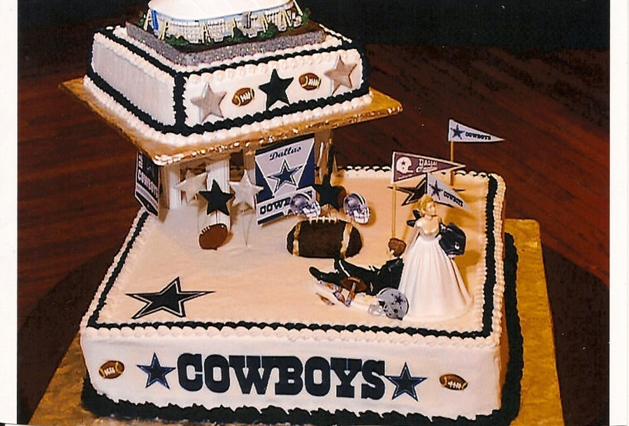 Dallas Cowboy Wedding Cakes
 Dallas Cowboys Grooms Cake CakeCentral