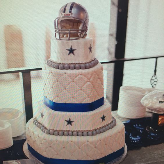 Dallas Cowboy Wedding Cakes
 Dallas Cowboys Wedding Cake