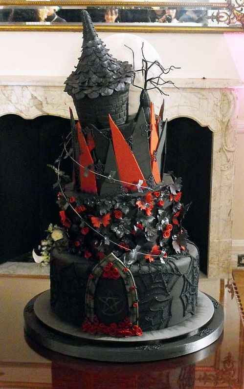 Dark Wedding Cakes
 Cake [grrls] cakery Gallery of Perfect Goth Cakes