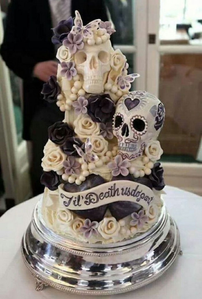 Day Of The Dead Wedding Cakes
 Day of the Dead Wedding Cake by Choccywoccydoodah