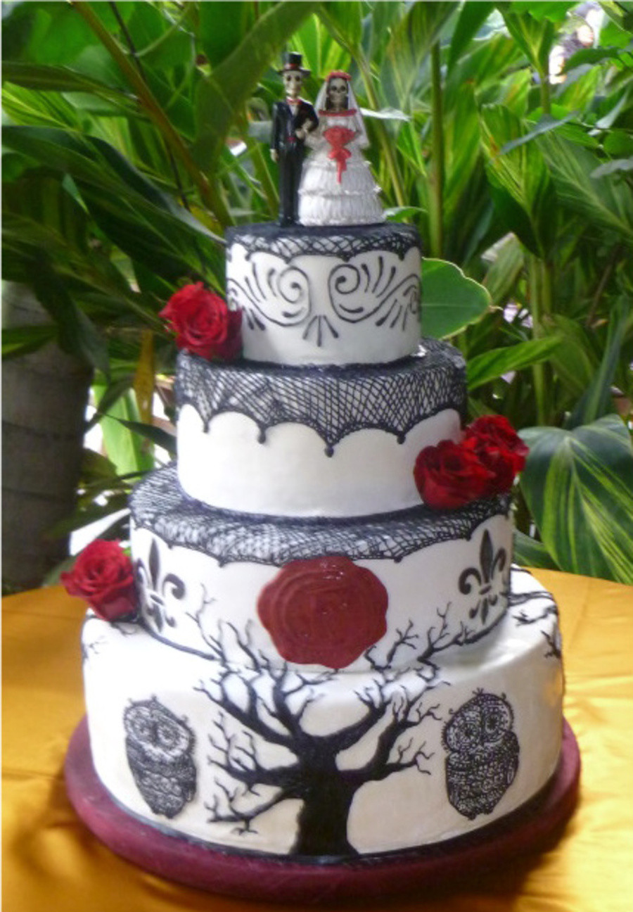 Day Of The Dead Wedding Cakes
 Spanish Day The Dead Inspired Wedding Cake