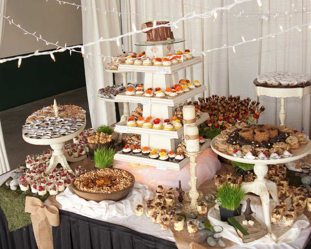 Desserts For Wedding Receptions
 Wedding Buffet Ideas for The Perfect Reception Food Menu