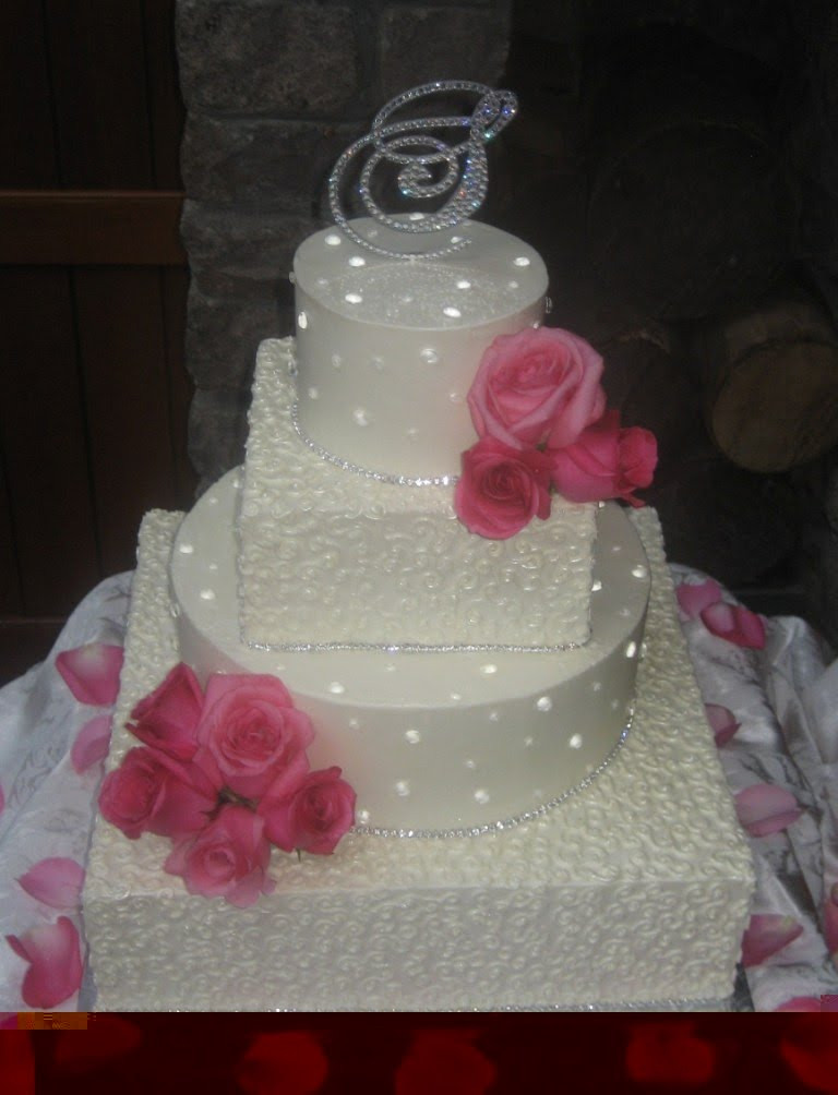 Diamond Wedding Cakes
 Diamond Wedding Cakes "Diamond Accessories" Wedding