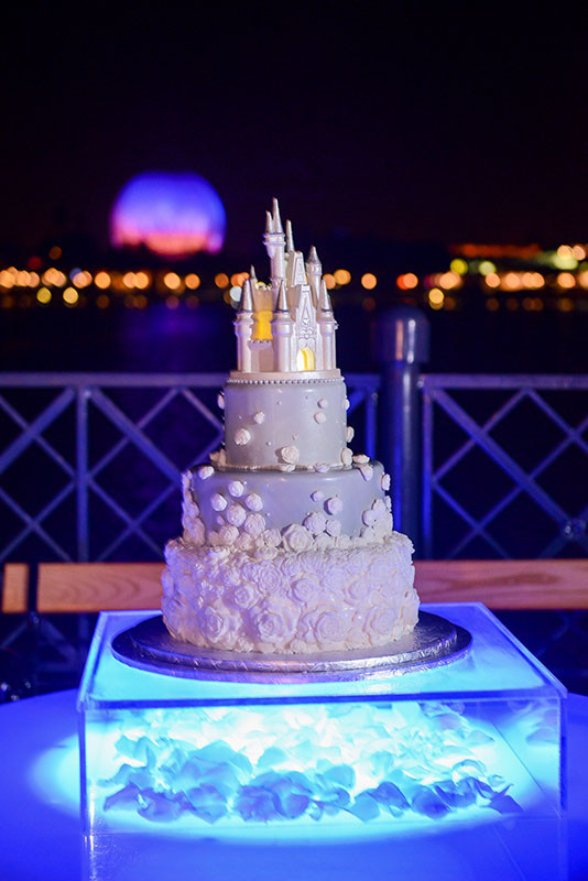 Disney World Wedding Cakes
 Walt Disney World Wedding Spotlight Alexis and Phillip