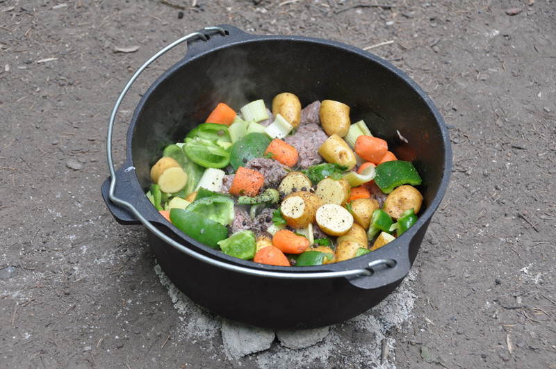 Dutch Oven Beef Stew Camping the Best Ideas for Dutch Oven Beef Stew Brown Meat