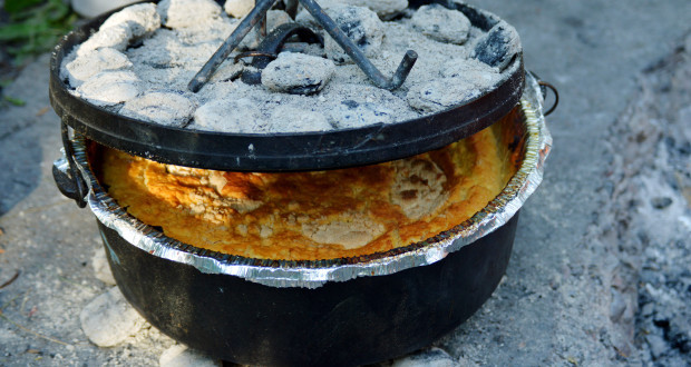 Dutch Oven Cobbler Camping
 Cobbler