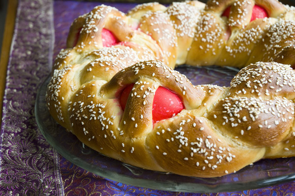 Easter Bread Greek
 Greek Easter Bread Lambropsomo