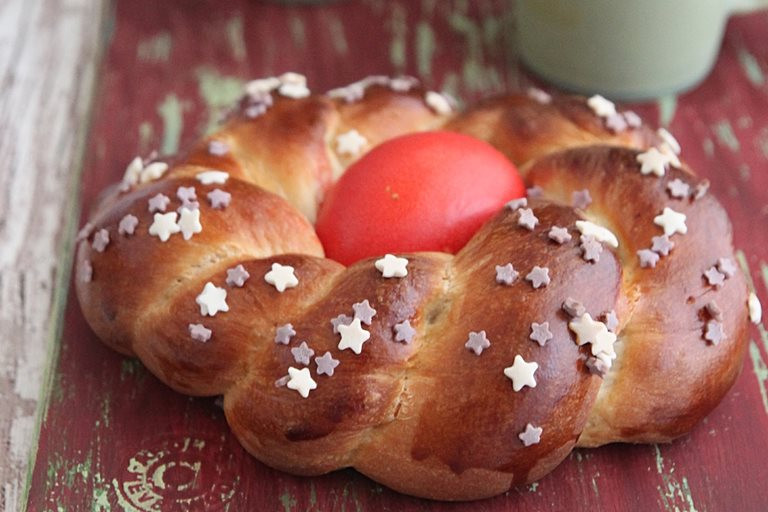 Easter Bread History
 Italian Easter bread recipe Great British Chefs