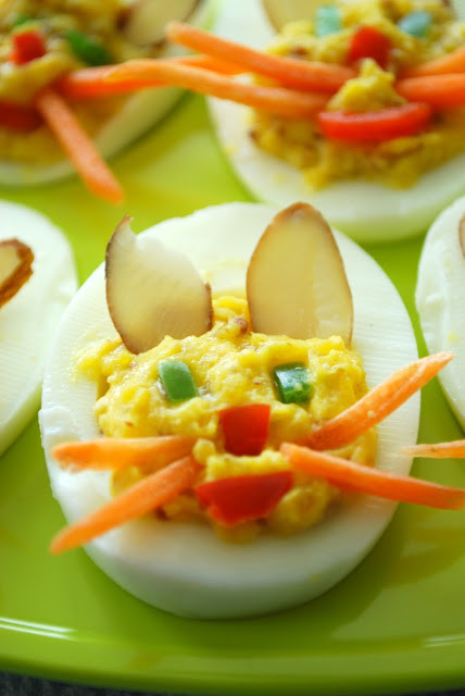 Easter Bunny Deviled Eggs
 30 Creative Deviled Egg And Hard Boiled Egg Holiday Ideas