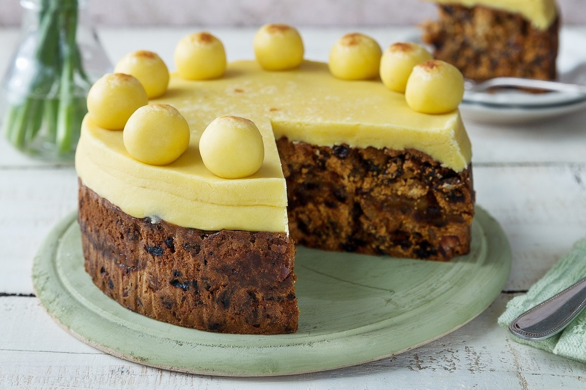 Easter Cake Recipes
 Easter Simnel Cake Recipe