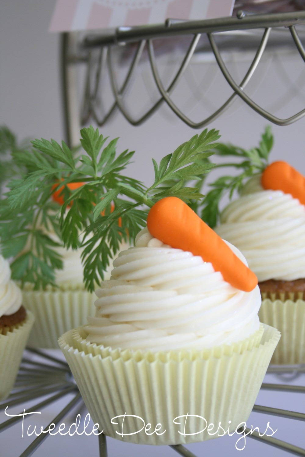 Easter Carrot Cake Cupcakes
 easter cookies
