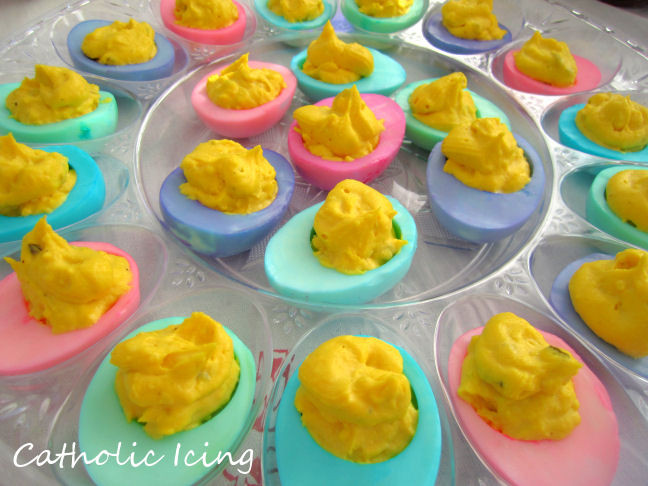 Easter Colored Deviled Eggs
 How to Make Colored Deviled Eggs for Easter