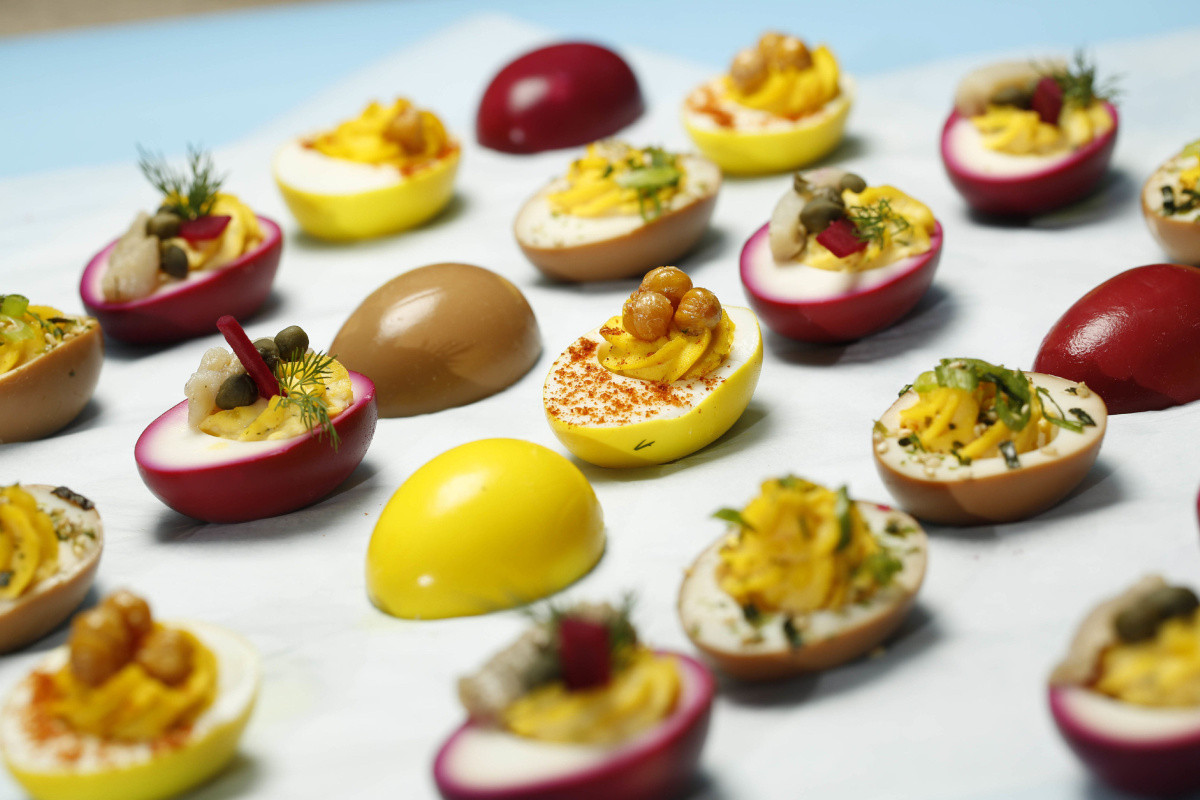 Easter Deviled Eggs
 Celebrate Easter with these tricked out devilled eggs