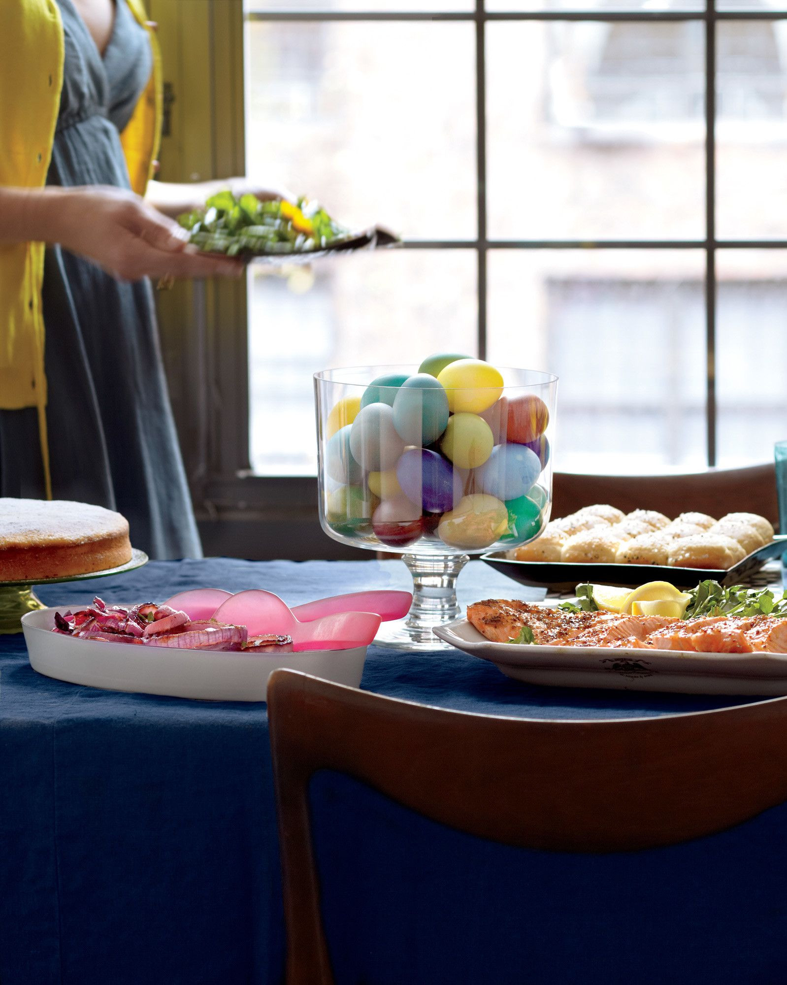 Easter Dinner For A Crowd
 Salmon Shines in This Simple Easter Dinner for a Crowd