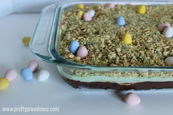 Easter Dirt Cake Recipe
 Fun and Easy Easter Dirt Cake