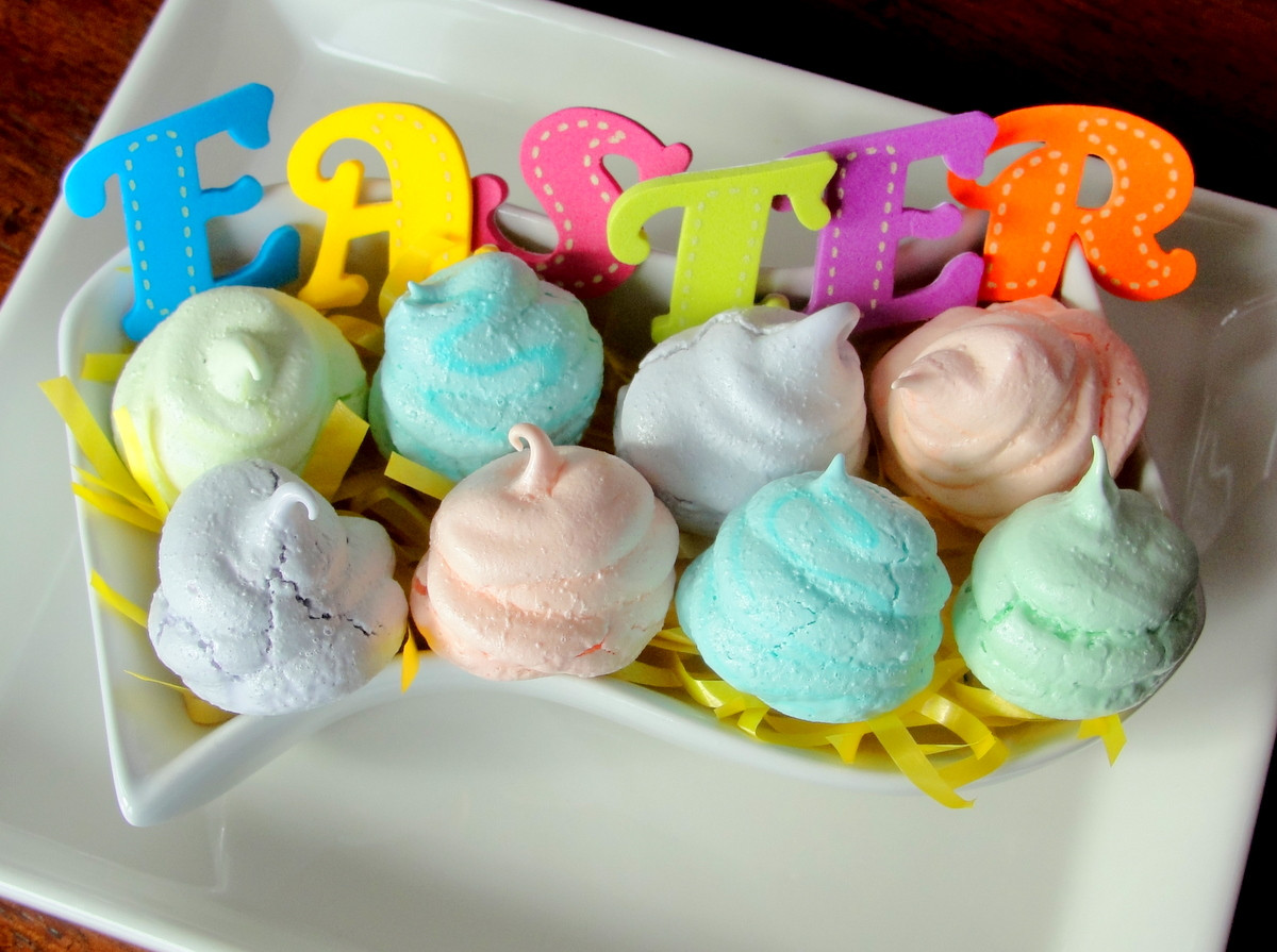 Easter Meringue Cookies
 Meringues for the Easter Bunny