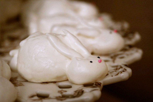 Easter Meringue Cookies
 Meringue Bunny Cookies