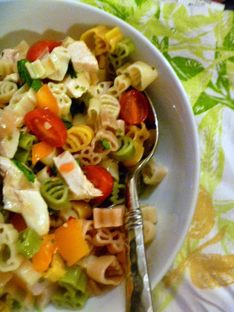 Easter Pasta Salad
 Slice of Southern Lynn s Chicken Pasta Salad An Easter