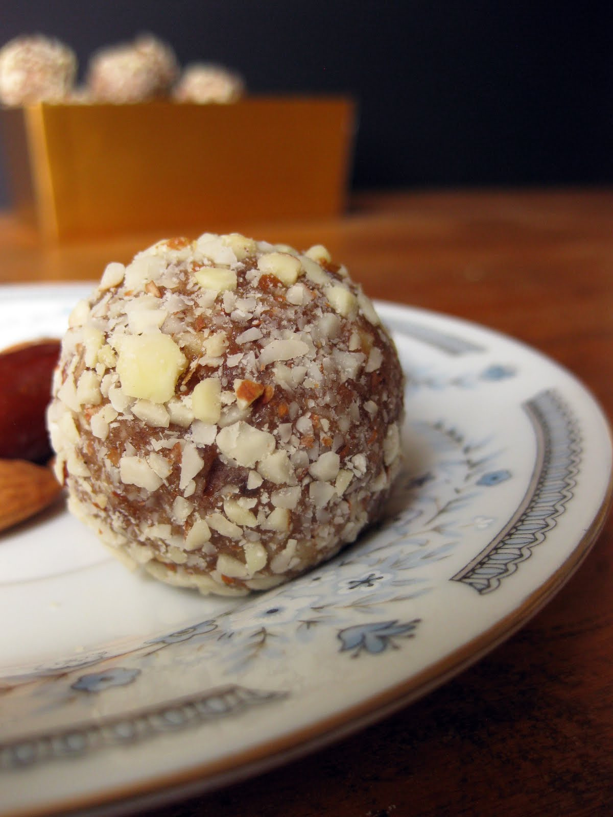 Easy Healthy Cake Recipes
 Easy Recipe for Healthy Almond & Date Treats Paleo