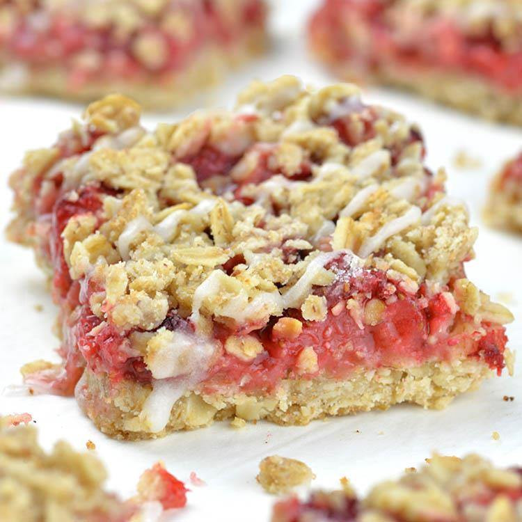 Easy Healthy Cake Recipes
 Easy Skinny Strawberry Oatmeal Bars OMG Chocolate Desserts