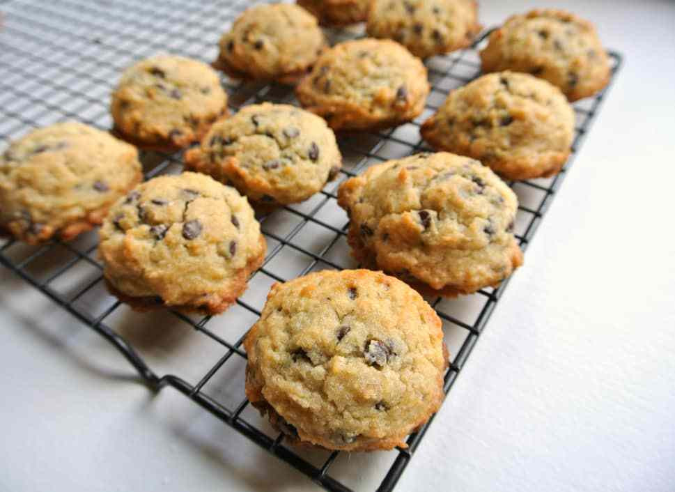 Easy Healthy Chocolate Chip Cookies
 Stupid Easy Trim Healthy Mama Chocolate Chip Cookies