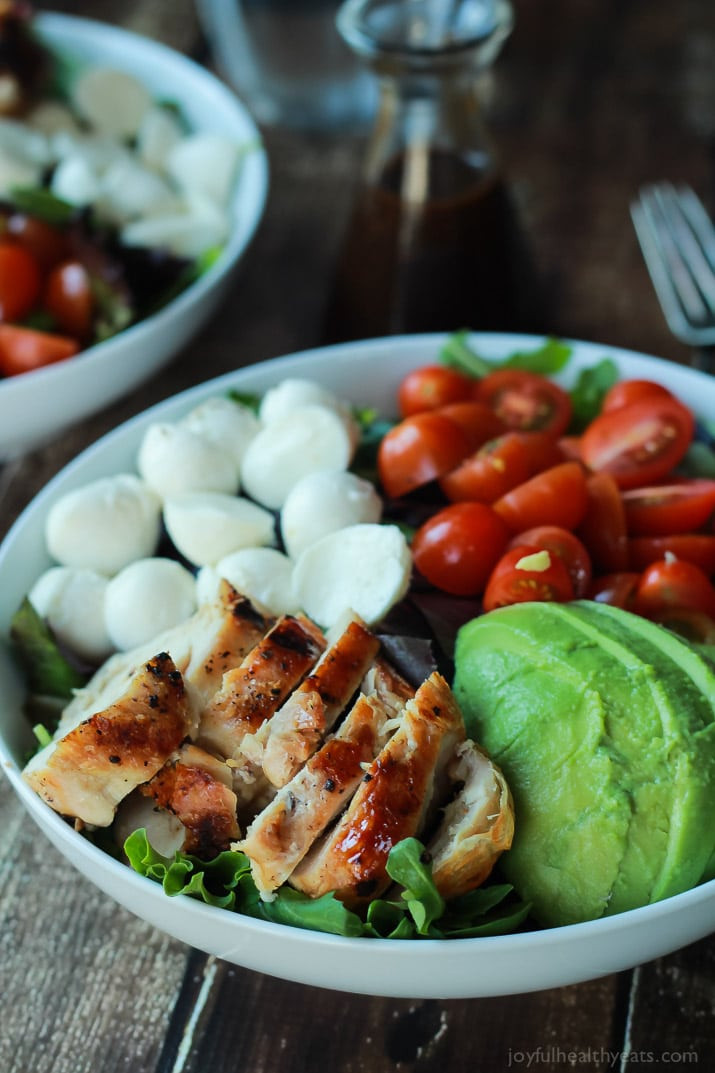 Easy Healthy Dinner
 15 Minute Avocado Caprese Chicken Salad with Balsamic