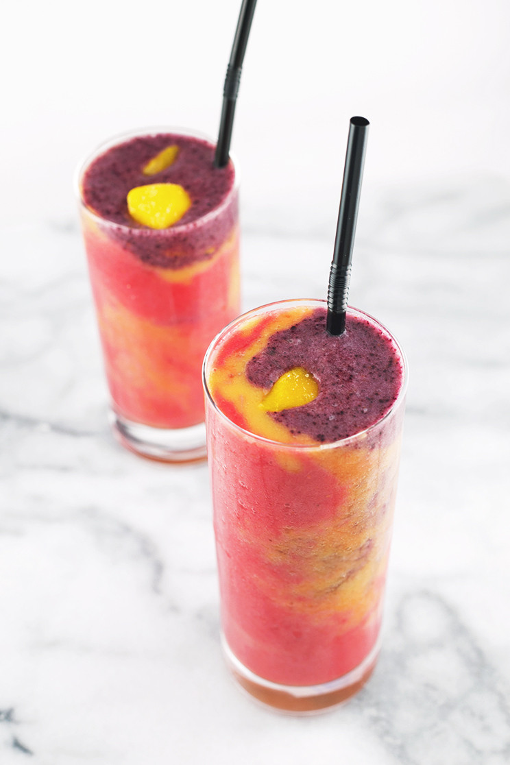 Easy Healthy Fruit Smoothies
 Healthy Tie Dye Fruit Smoothie