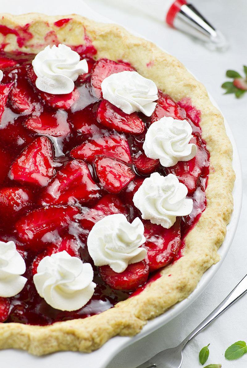 Easy Summer Dessert Recipes
 Fresh Strawberry Pie