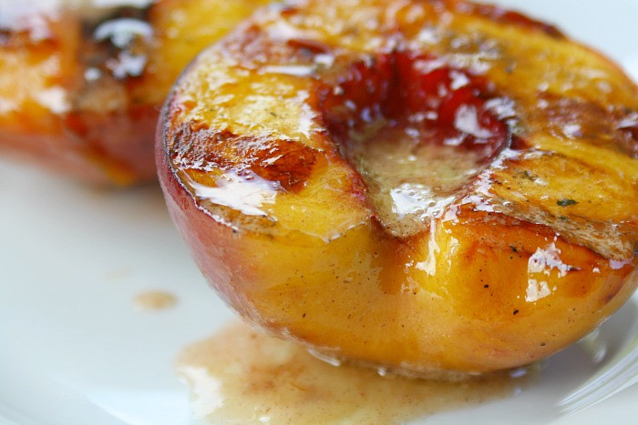 Easy Summer Desserts For Bbq
 Grilled Peaches Cinnamon Honey Butter Summer Desserts