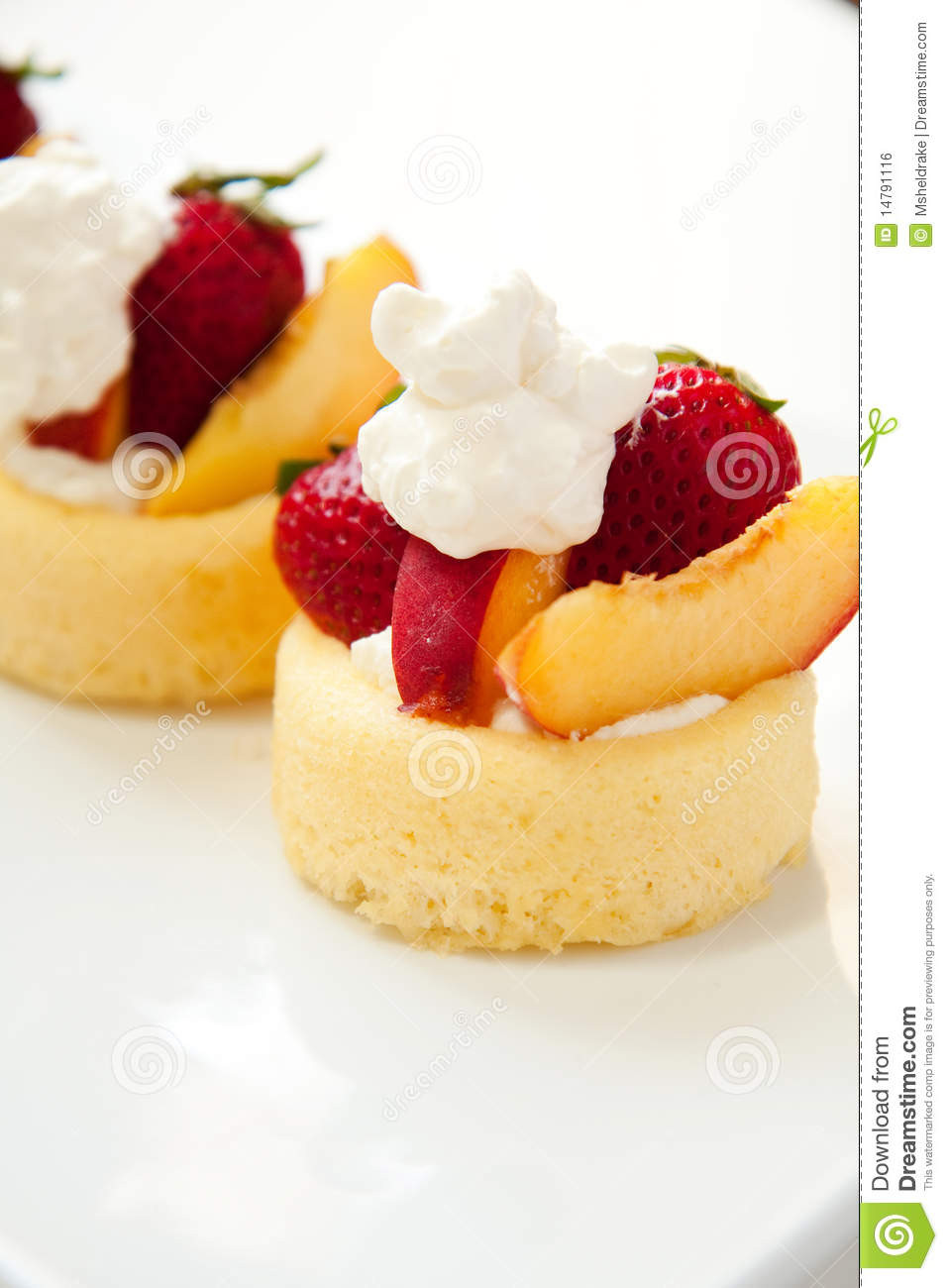 Easy Summer Fruit Desserts
 Simple Summer Fruit Dessert Royalty Free Stock Image