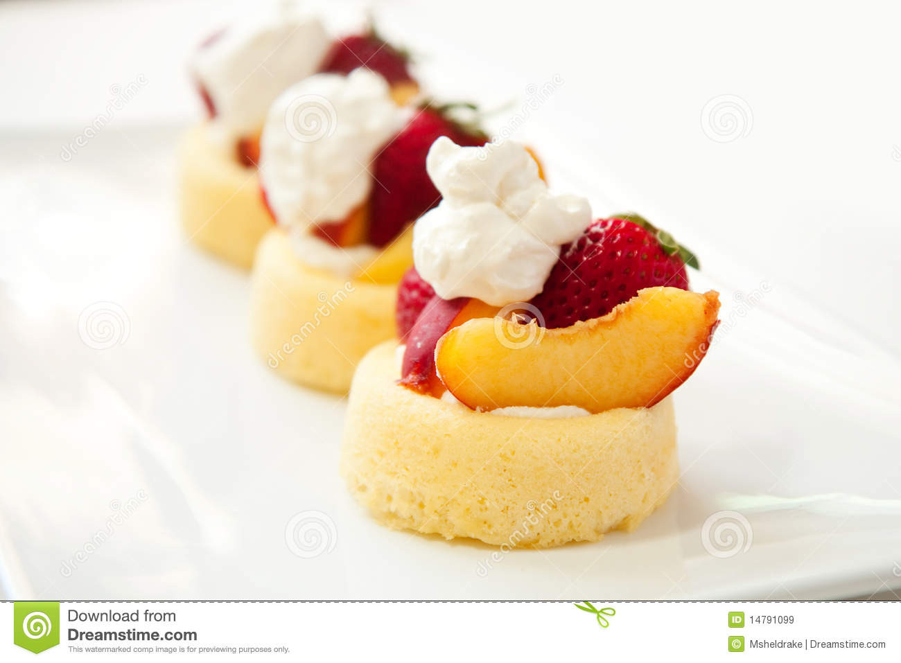 Easy Summer Fruit Desserts
 Simple Summer Fruit Dessert Royalty Free Stock