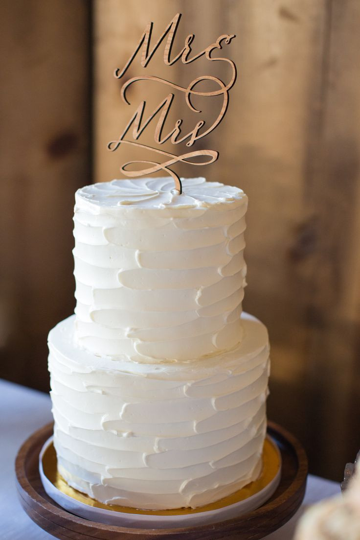 Easy Wedding Cake Recipes
 love the structure in the butter cream ry modern and