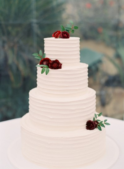 Easy Wedding Cakes
 15 Beautifully Simple Wedding Cakes