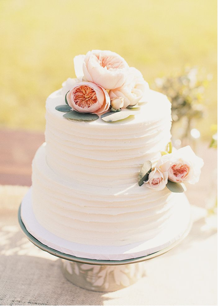 Easy Wedding Cakes
 Simple Wedding Cake